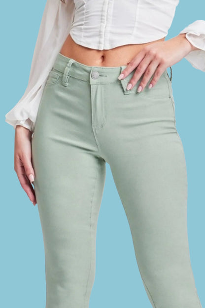 Hyperstretch Mid-Rise Skinny Jeans Jade Closeup